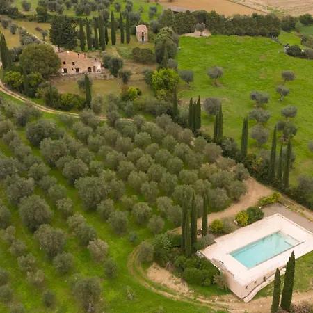 Pieve Vecchia By Vacavilla 캄파냐티코